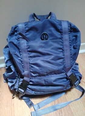 lululemon Athletica Wanderlust Rucksack Backpack Purple